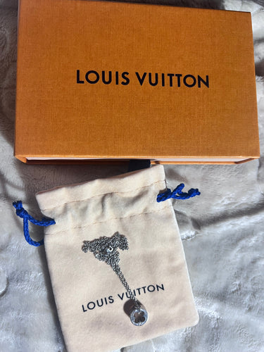 Louis Vuitton Empreinte Necklace